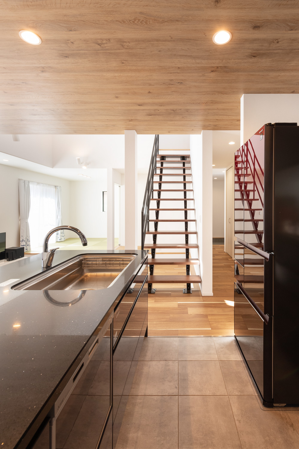 キッチン・リビング階段