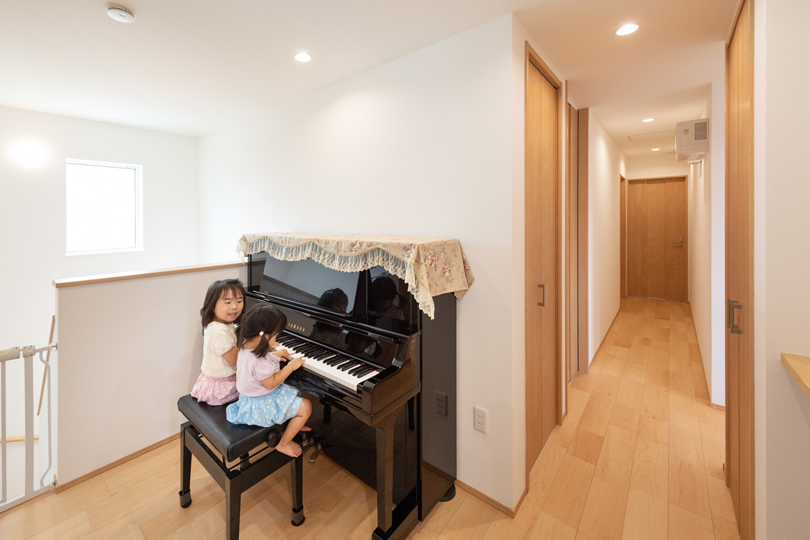 2Fホール・吹抜け